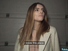 Zadok, Veľké péro, Kuřba, Prirodzené prsia, Vonku, Vychudnutá, Teenka, Kozičky