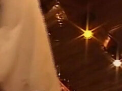 Stor røv, Blondine, Pik sutte, Mor jeg gerne vil kneppe, Lille kvinde, Fisse, Ridning, Nederdel