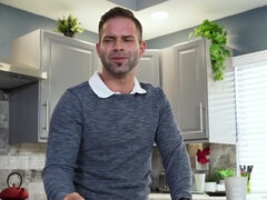 Bambinaia, Pompino, Brunetta, Schizzo di sborra, Sega, Baciando, Tabù, Ragazza