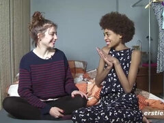 Bruinharig, Vriendin, Interraciaal, Lesbisch, Tiener, Webcamera