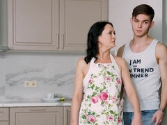 Tekintélyes didik, Cumizás, Műcerka, Nagyi, Érett koros, Nuni, Lógó mellek, Leborotvált