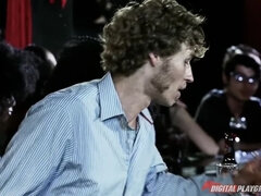 Αμερικάνος, Χύσιμο, Σε στάση σκύλου στα τέσσερα, Μουνί, Χτύπημα, Τατουάζ, Έφηβος, Βυζιά