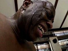 Analno, Velik kurac, Medrasni seks