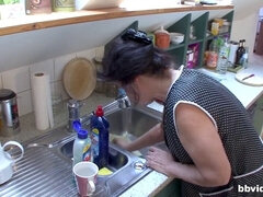 Watch Pornofilme Von's Hausfrauen 9: Big Tits, Granny, BB Video, Old-Fart,