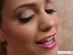 Amerikanisch, Arsch, Blondine, Aufs gesicht abspritzen, Lecken, Natürlichen titten, Zierlich, Ehefrau