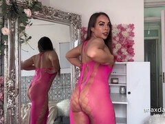 Amatør, Rumpe til munn, Stor rumpe, Britisk, Skittensnakk, Sexy undertøy, Strømper, Pupper