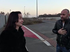 Babe, Velike joške, Fafanje, Rjavolaska, Dekle drka tiča, Zrela, Najstnice, Joške