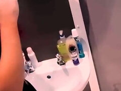 Badeværelse, Britisk, Kvinde dominans, Fetish, Ydmidelse, Herskerinde, Røvhåret, Slave