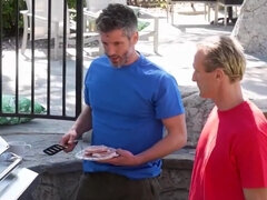 Vojska, Babe, Rjavolaska, Lizanje, Orgija, Pornozvezde, Muco, Tabu