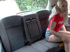 fake cab blonde squirter Liz Rainbow is gagging on backseat