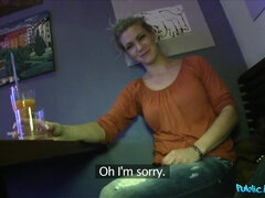 Zadek, Blondýna, Kuřba, Venku, Různé pohledy, Realita, Sprcha, Vlhká