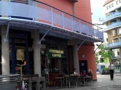 Amatör, Stora tuttar, Brunett, Fetisch, Offentlig, Tuttar