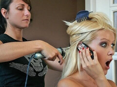 큰 엉덩이, 큰 가슴, 핑거링, 키스, 랑제리, 수음, 면도된, 스트리핑