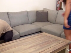 Ασιάτης, Μεγάλα βυζιά, Κολλέγιο, Χύσιμο, Γλείψιμο, Φυσικά βυζιά, Μουνί, Έφηβος