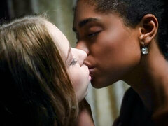 Dormitorio, Penetracion con dedos, Interracial, Lesbiana, Lamidas, Lencería, Coño, Adolescente