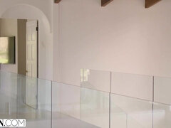 Asiater, Store pupper, Brunette, Pikk, Fingring, Hardcore, Slikking, Fitte