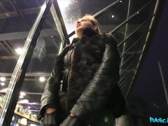 Amaterji, Rit, Babe, Velike joške, Fafanje, Dekle drka tiča, Prvoosebno snemanje seksa, V javnosti