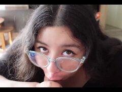 Bella grossa formosa, Pompino, Brunetta, Occhiali, Sega, Punto di vista pov