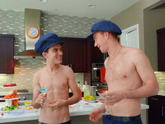 Grosse titten, Braunhaarige, Paar, Kleid, Absätze, Party, Muschi, Tätowierung