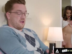 Bruinharig, Gevangen, Bedriegen, Hardcore, Masturbatie, Realiteit, Ruw, Speelgoed