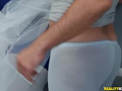 Czarny, Obciąganie, Kneblowanie, Naturalne cycki, Olej, Ogolona, Spanking, Mokry