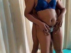 18, Rumpe til munn, Tante, Stor rumpe, Stor kukk, Kukk suging, Inder, Milf