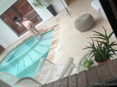 Hatalmas hátsó, Tekintélyes didik, Gesztenyebarna, Krémes süti, Ujjazás, Fehérnemű, Tetkó, Nedves