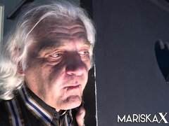 Μεγάλος πούτσος, Μεγάλα βυζιά, Ξανθιά, Πίπα, Μουνί, Πραγματικότητα, Καλσόν, Ματάκιας