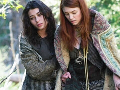 Store bryster, Fetish, Give finger, Behåret, Lesbisk, Slikning, Naturlige bryster, Fisse