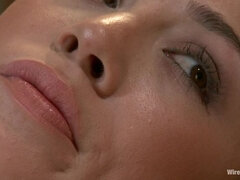 アナル, 緊縛, ディルド, 電気, 顔面騎乗, フェムドム, レズビアン, オマンコ