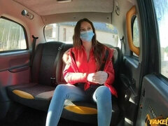 Amatoriale, Culo, Tette grandi, Brunetta, Macchina, Lingerie, Mamma che vorrei scoparmi, Magra