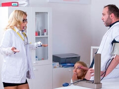 Μεγάλος κώλος, Μεγάλος πούτσος, Γιατρός, Σε στάση σκύλου στα τέσσερα, Θηλυκό θηλυκό αρσενικό, Φυσικά βυζιά, Νοσοκόμα, Έφηβος