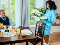 Amaterji, Blondinka, Poljubljanje, Lezbijke, Samozadovoljevanje, Muco, Obrito, Odstranjevanje