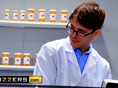 Outstanding beauty (Kenzie Reeves) with sexy figure fucks her pharmacy (Markus Dupree) - brazzers