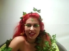 Hypersexualized Poison Ivy give you Jerk of instruction with her Dildo i
