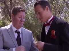 Amatoriale, Culo grosso, Pompino, Gola profonda, All'aperto, Calze, Tatuaggi, Ragazza