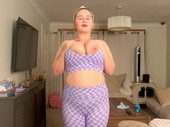 Amatoriale, Bella grossa formosa, Bionda, Europea, Occhiali, Palestra, Solo