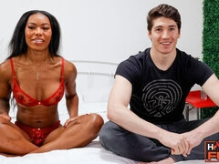 Μεγάλος κώλος, Μεγάλος πούτσος, Πίπα, Σε στάση σκύλου στα τέσσερα, Μαύρος, Διαφυλετικό, Κοκκαλιάρης, Έφηβος