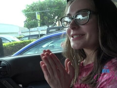 Enthousiasteling, Strand, Bruinharig, Sperma in mond, Voetbeurt, Olie, Gezichtspunt, Geschoren