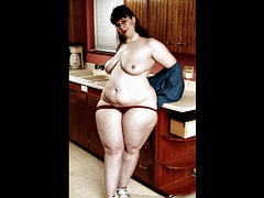 Chunky BBW Mature Women Slide Show