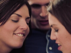 Fransk, Lesbisk, Trekant, Bryster