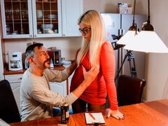Blonde, Sucer une bite, Doigter, Branlette thaïlandaise, Léchez, Mère que j'aimerais baiser, Seins naturels, Dénudage