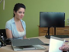 Anál, Rozhovor, Veľké kozy, Brunetka, Českej, Z pohľadu účastníka, Pička, Ovisnuté prsia