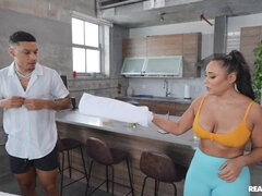 Amatoriale, Culo, Bambino, Tette grandi, Da dietro, Interrazziale, Massaggio, Realtà