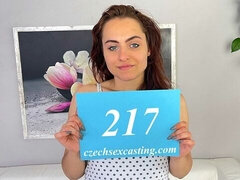 Enthousiasteling, Grote kont, Grote lul, Pijpbeurt, Hondjeshouding, Gezichtspunt, Roodharige vrouw, Tieten likken