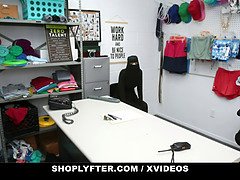Muslim shoplifter (delilah day) caught piling expensive merch under her hijab