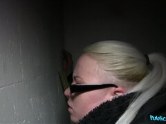 Enthousiasteling, Kont, Lieveling, Blond, Pijpbeurt, Geld, Buiten, Openbaar