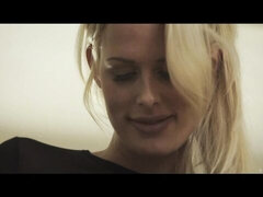 굉장한, 엉덩이, 금발의, 오랄섹스, 부츠, 도기스타일, 스트리핑, 젖가슴