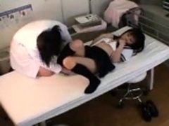 Asiat, Give finger, Lesbisk, Teenager, Uniform