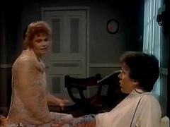 Blondinka, Fafanje, Zunanji izliv, Zrela, Milf, Rdečelaska, Joške, Retro